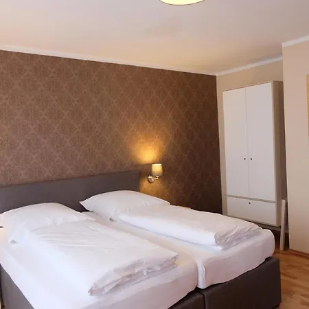 Zum Weissen Lamm 3* Rothenberg