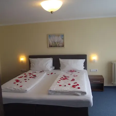 Hotel Zum Weissen Lamm 3*