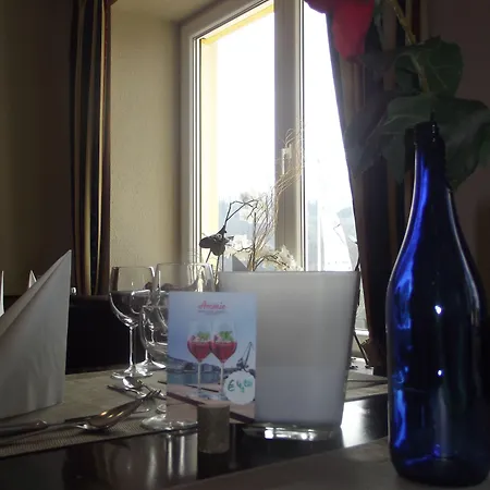 Hotel Zum Weissen Lamm 3*