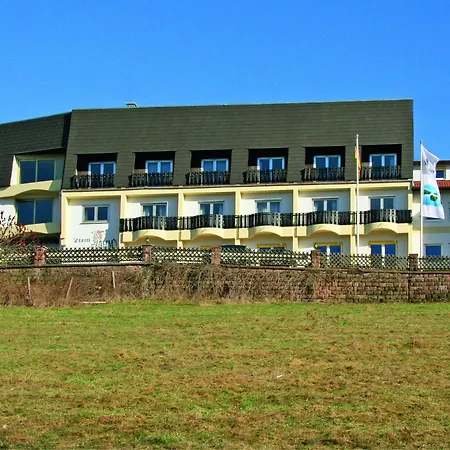 Zum Weissen Lamm Hotel