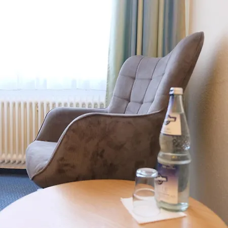 Hotel Zum Weissen Lamm 3*