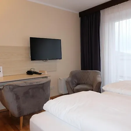 Zum Weissen Lamm Rothenberg