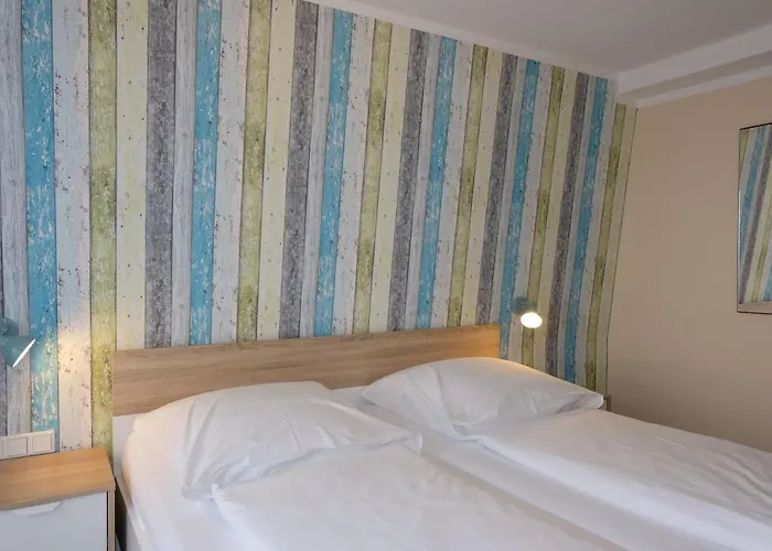 Zum Weissen Lamm Hotel